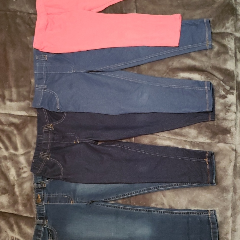 Lot of girls leggings/jeans/and jeggings 5T